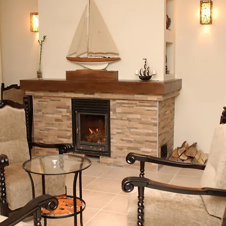 게스트하우스 Fuerjes Panzio