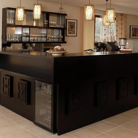 Fuerjes Panzio 블로톤퓌레드