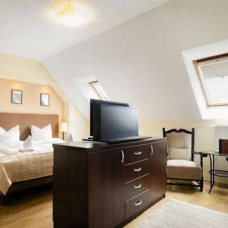 Fuerjes Panzio 4*