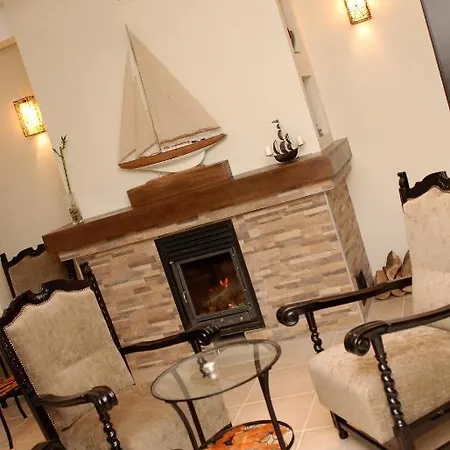 Fuerjes Panzio 3* Balatonfured